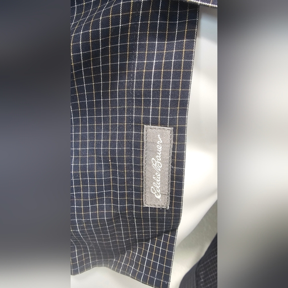 Eddie Bauer Navy Wrinkle Resistant Classic Fit Long Sleeve Size Large Cotton - Picture 9 of 13